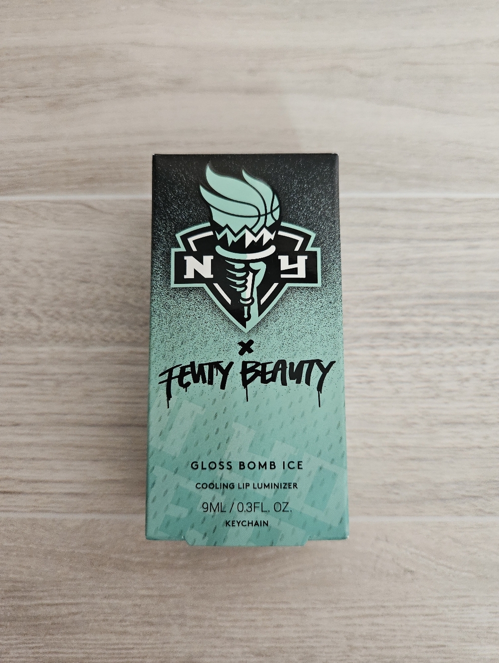 Fenty Beauty X NY Liberty Gloss Bomb Ice Cold Heart'd NEW with Keychain - Picture 2 of 8